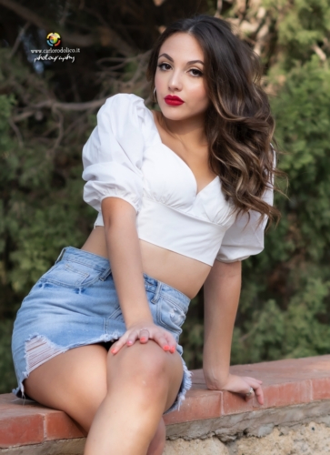 Alice-8044