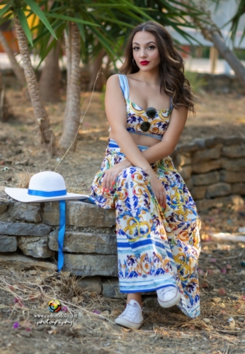 Alice-8453