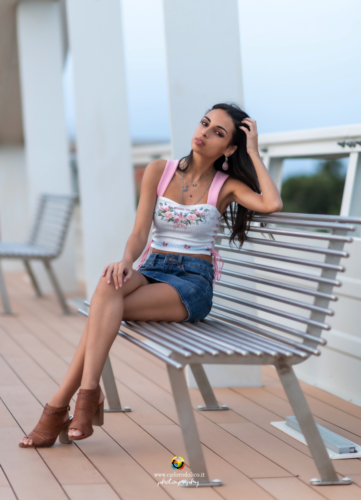 Carla-0859