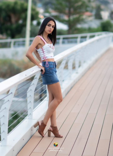 Carla-0890