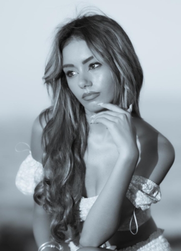 Martina-5483 (1)