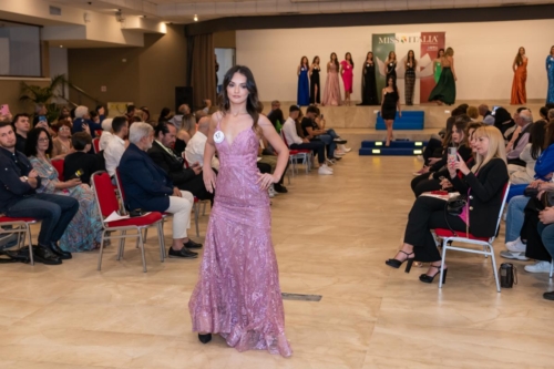 Miss-5782