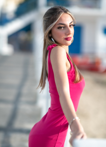 Sara-9418