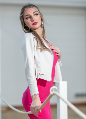Sara-9665
