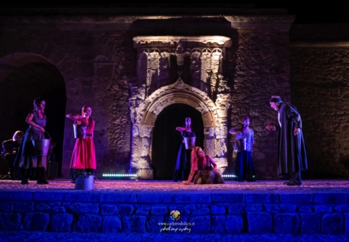 opera -3676